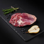 Wildschwein Keule mit Knochen vom WildJaeger