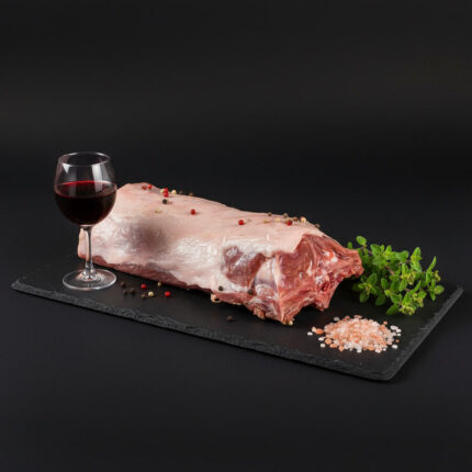 Produktfoto Wildschwein Rücken mit Knochen von Wildjaeger