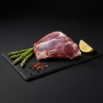 Produktfoto Damwild Schulter mit Knochen von WildJaeger