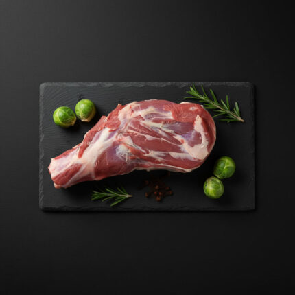 Produktfoto Wildschwein Schulter mit Knochen von WildJaeger