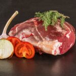 Reh Keule mit Knochen