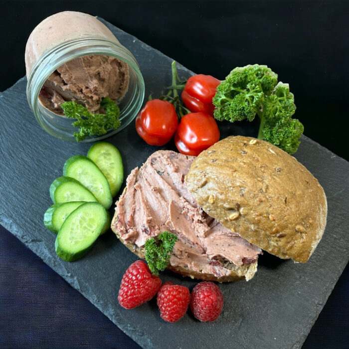 Wild-Leber Terrine mit Preiselbeeren – Bild 2